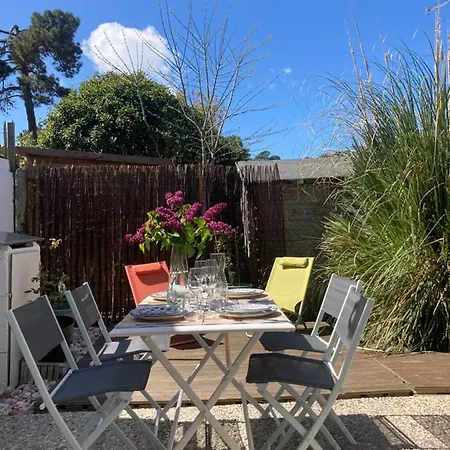 Avec Grande Terrasse Et Jardin Privatif Au Pyla Appartamento *